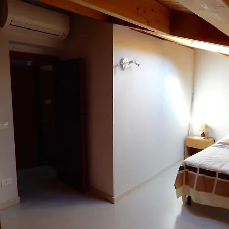 Apartamento S143 - Sirolo, Deliziosa Mansarda Vista Mare Sirolo
